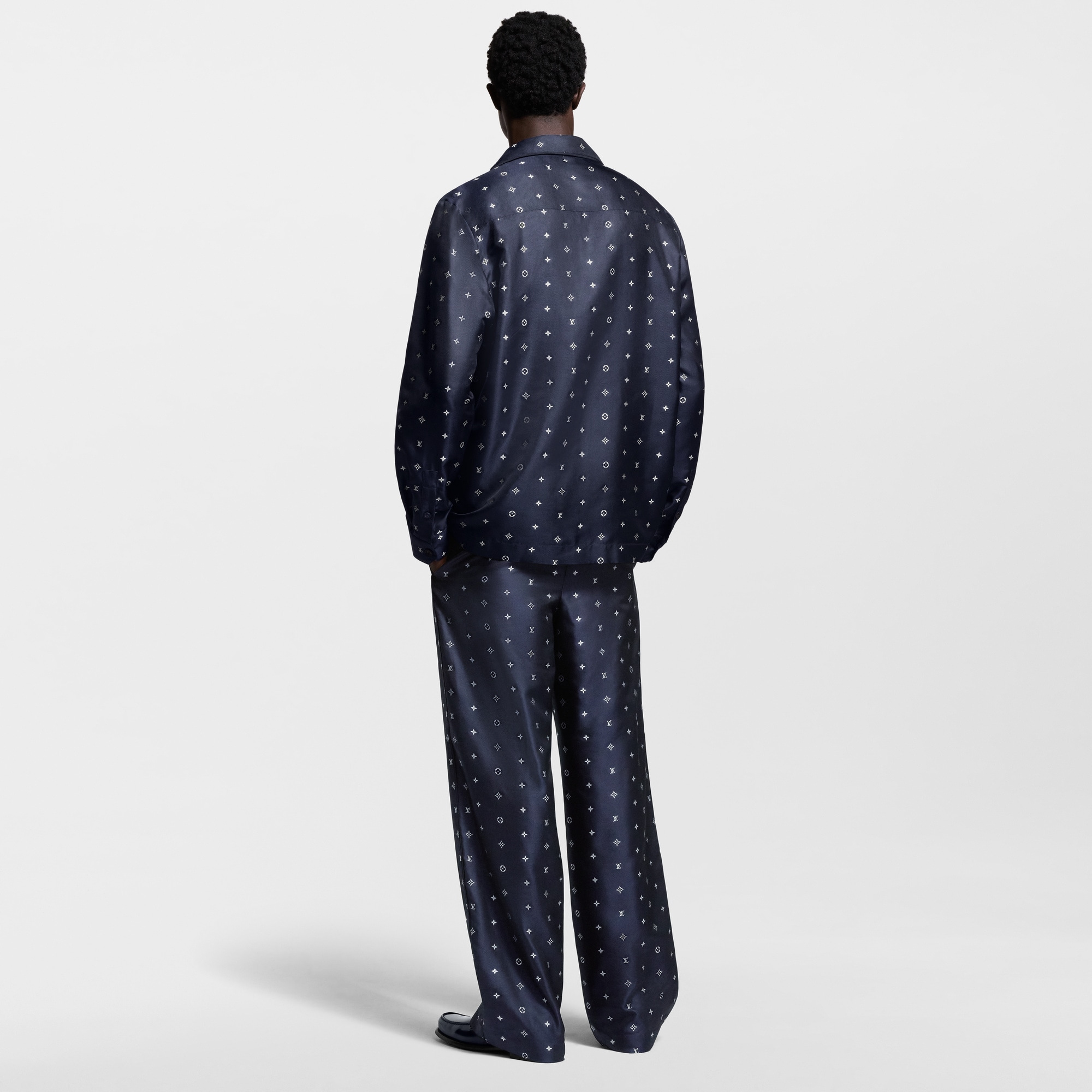 Schlafanzughose aus Monogram Seide  Herren Ready to Wear Hosen | LOUIS VUITTON (Zoom)