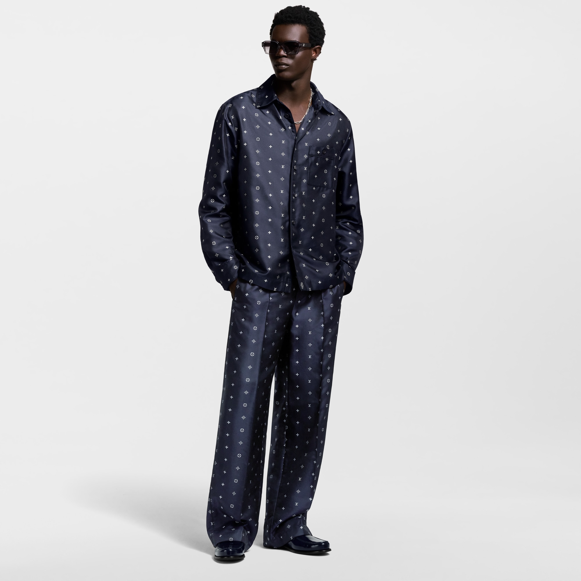 Schlafanzughose aus Monogram Seide  Herren Ready to Wear Hosen | LOUIS VUITTON (Zoom)