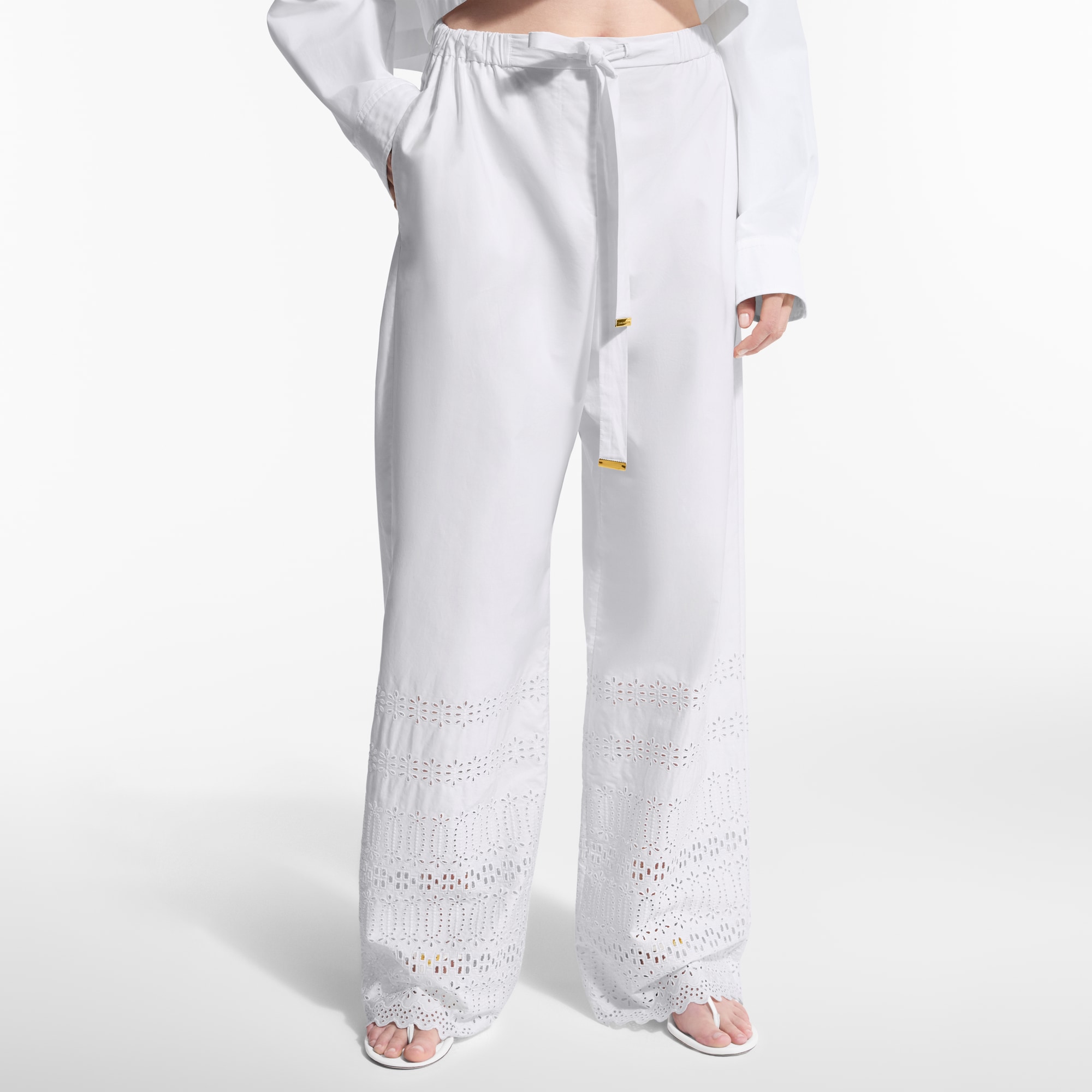 Schlafanzughose mit Lochstickerei  Damen Ready to Wear Hosen | LOUIS VUITTON (Zoom)