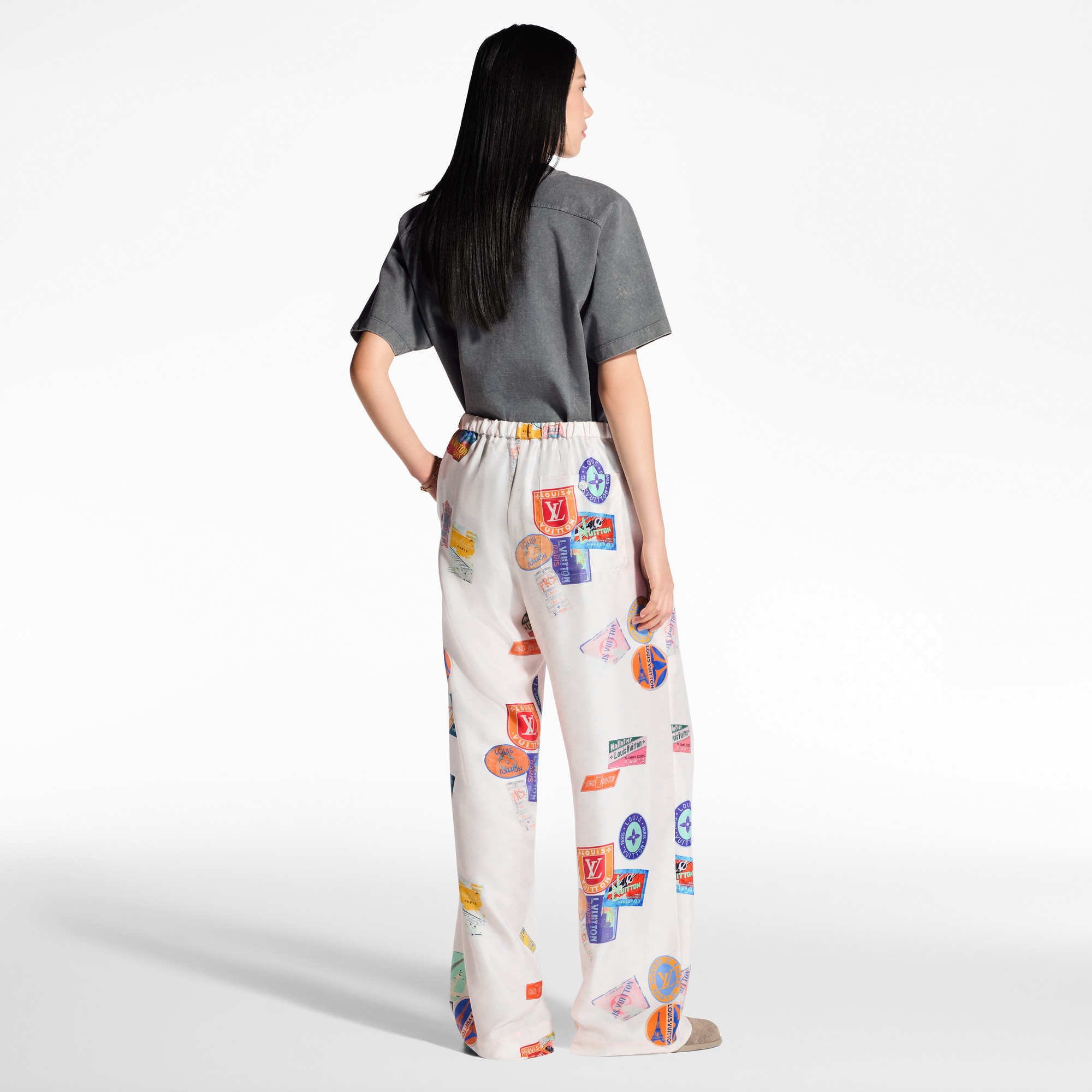 Schlafanzughose mit Patches und Mahina-Motiv  Damen Ready to Wear Hosen | LOUIS VUITTON (Zoom)