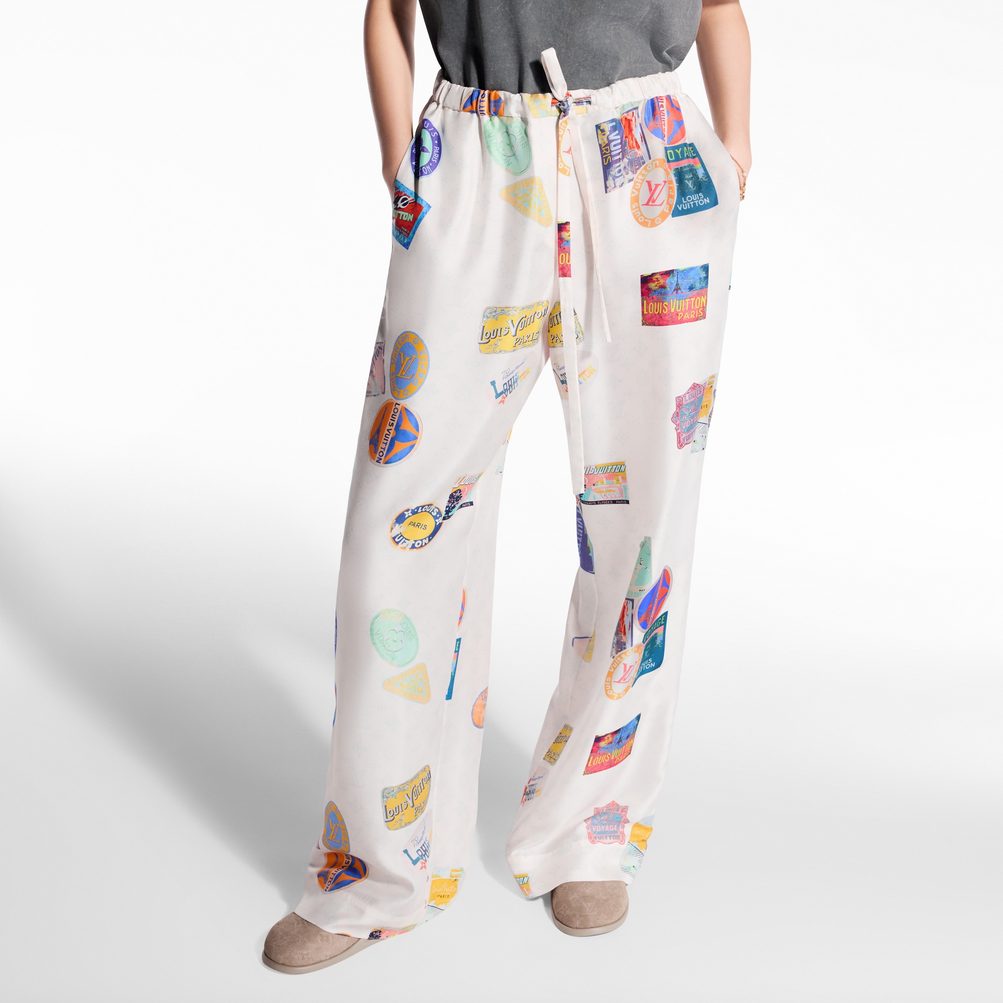 Schlafanzughose mit Patches und Mahina-Motiv  Damen Ready to Wear Hosen | LOUIS VUITTON (Zoom)