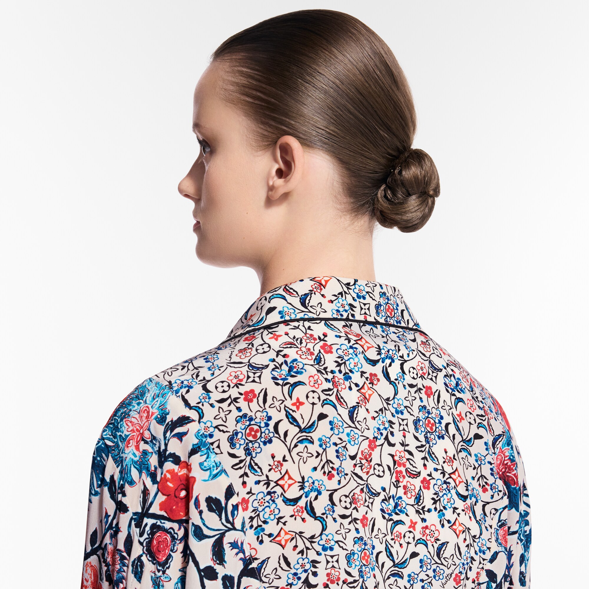 Schlafanzugoberteil mit floralem Weinranken-Motiv  Damen Ready to Wear Tops | LOUIS VUITTON (Zoom)