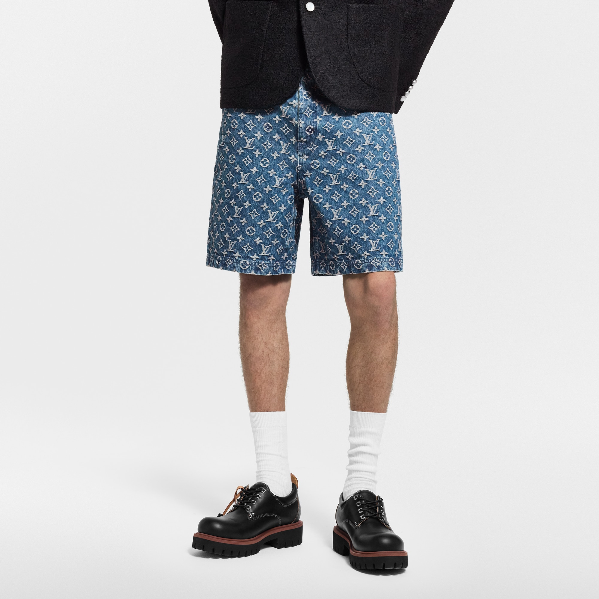 Shorts aus Denim mit Monogram-Motiv  Herren Ready to Wear Denim | LOUIS VUITTON (Zoom)