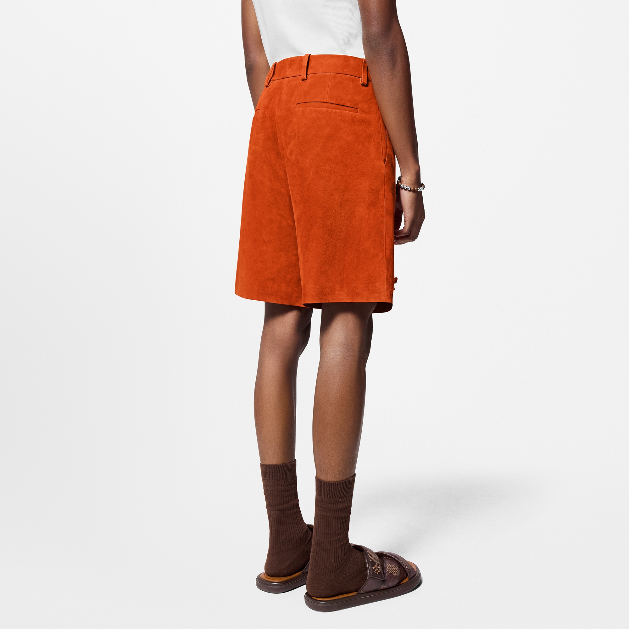 Shorts im Maßkonfektions-Stil aus Veloursleder mit Verzierungen  Herren Ready to Wear Hosen | LOUIS VUITTON (Zoom)