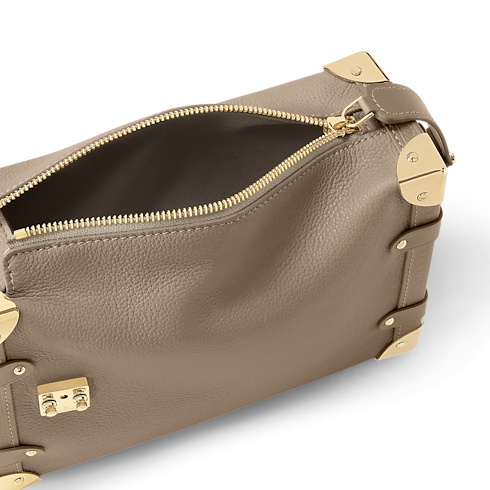 Side Trunk MM Fashion Leather Taschen und Kleinlederwaren Damen Handtaschen LV Ikonen | LOUIS VUITTON (Zoom)
