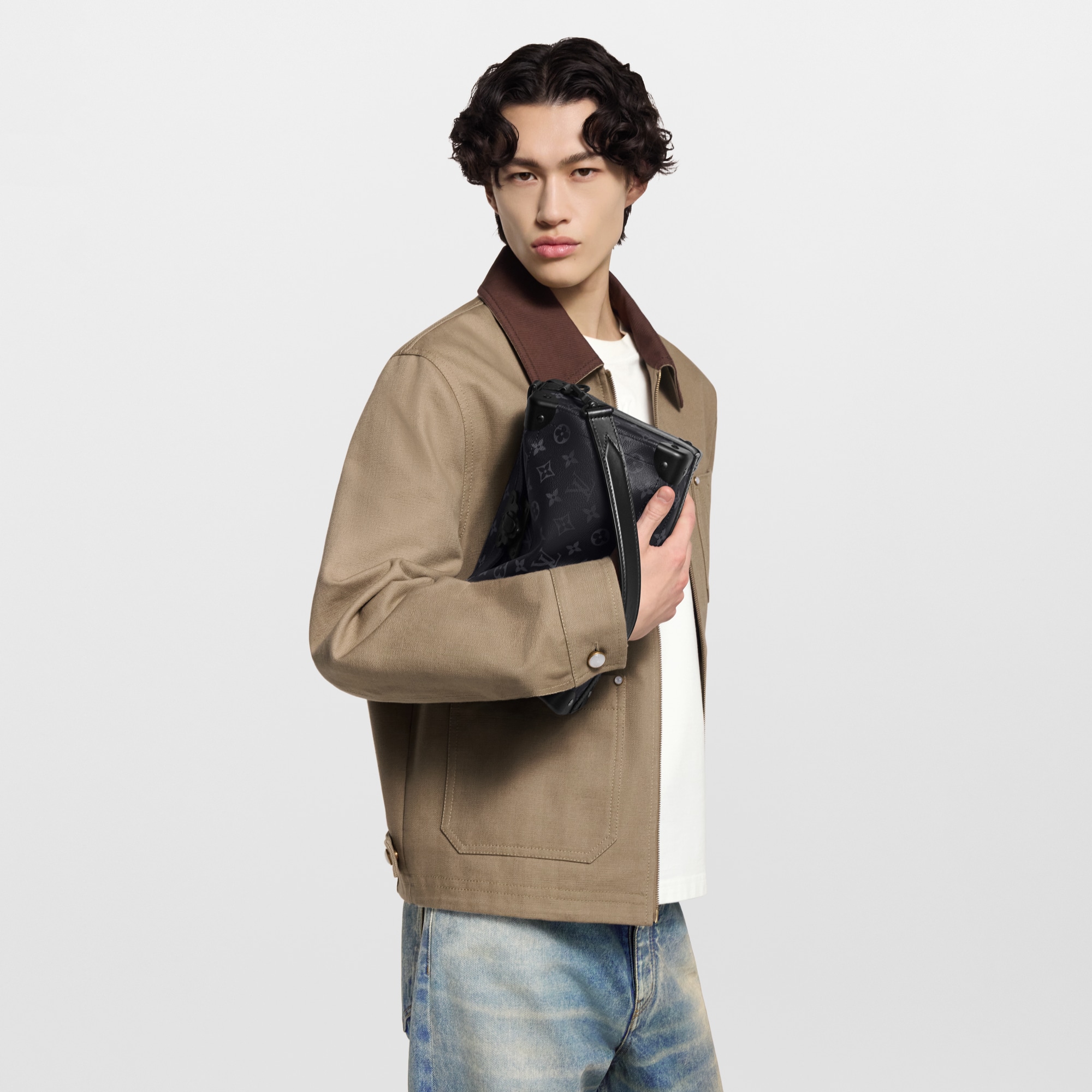 Soul Trunk East West Monogram Eclipse Taschen und Kleinlederwaren Herren Taschen Neuheiten | LOUIS VUITTON (Zoom)