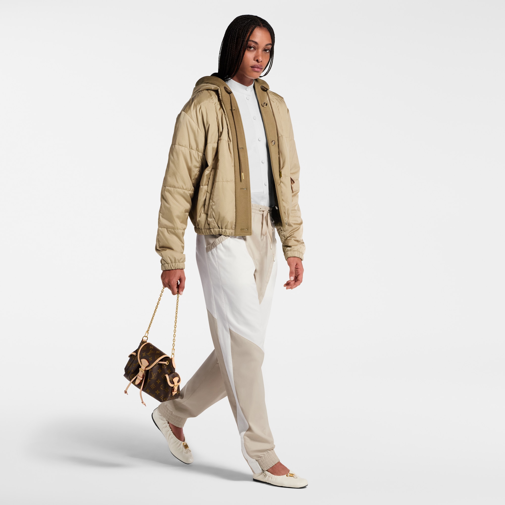 Steppjacke aus Ripstop mit Kapuze  Damen Ready to Wear Mäntel und Jacken | LOUIS VUITTON (Zoom)