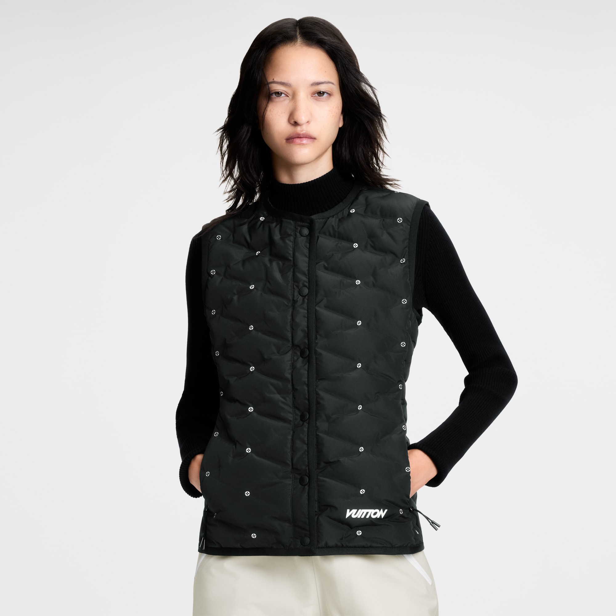 Steppweste mit Monogram-Blüten  Damen Ready to Wear Mäntel und Jacken | LOUIS VUITTON (Zoom)