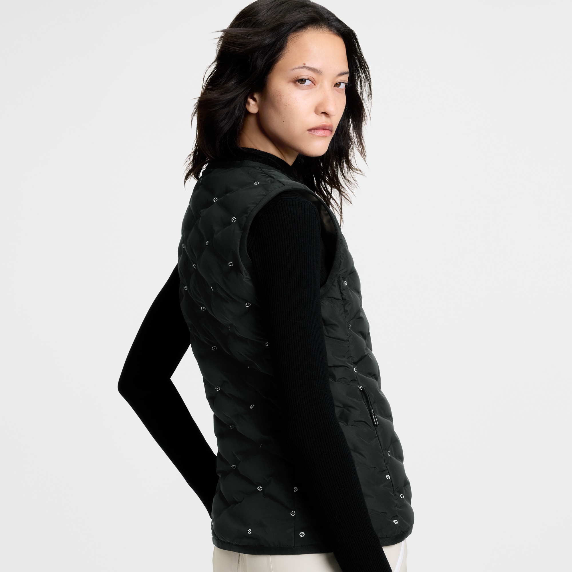 Steppweste mit Monogram-Blüten  Damen Ready to Wear Mäntel und Jacken | LOUIS VUITTON (Zoom)