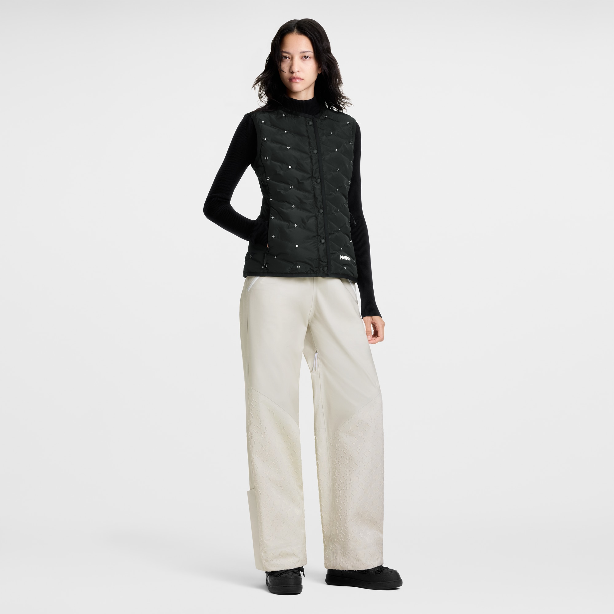 Steppweste mit Monogram-Blüten  Damen Ready to Wear Mäntel und Jacken | LOUIS VUITTON (Zoom)