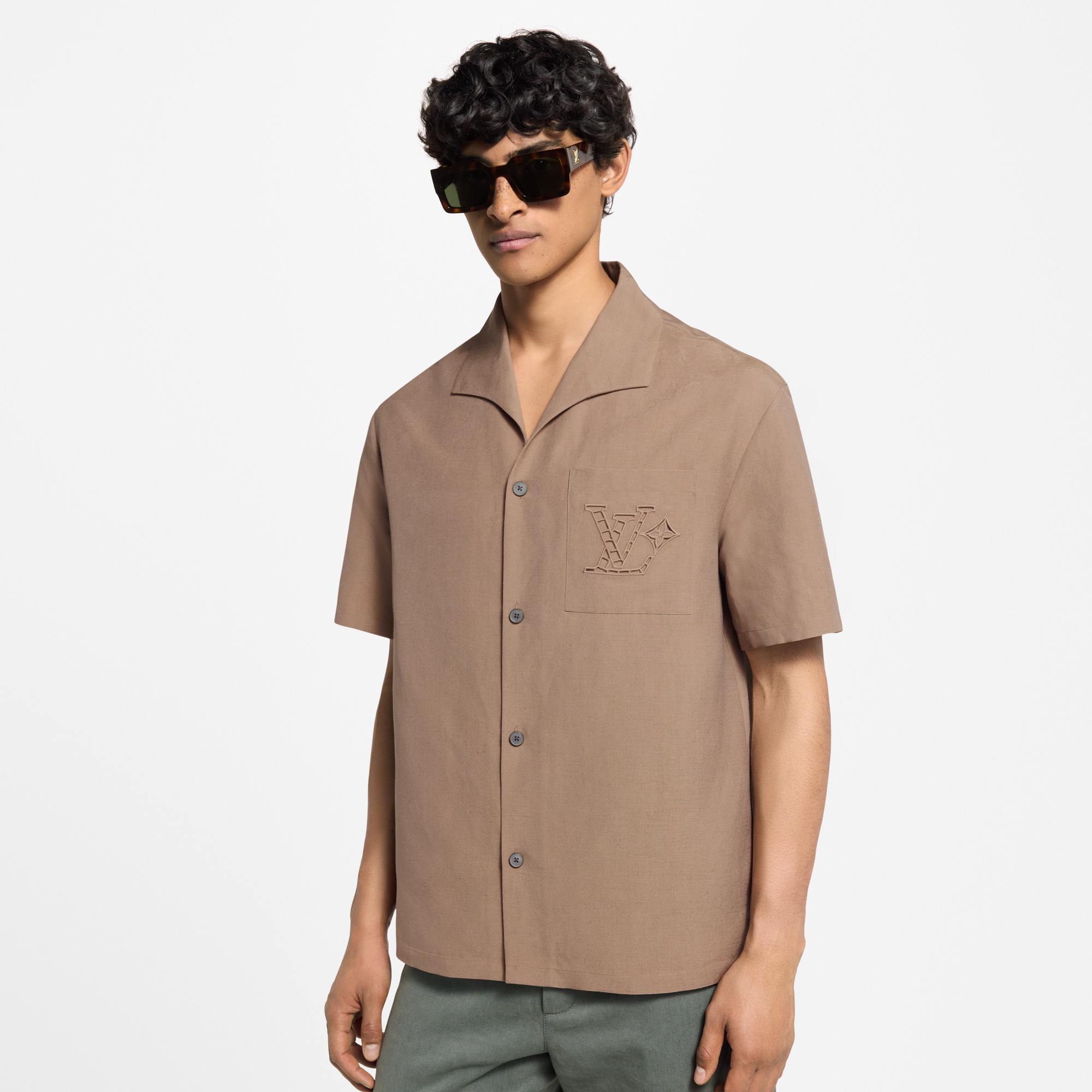 Summer Hemd mit Stickereien  Herren Ready to Wear Hemden | LOUIS VUITTON (Zoom)