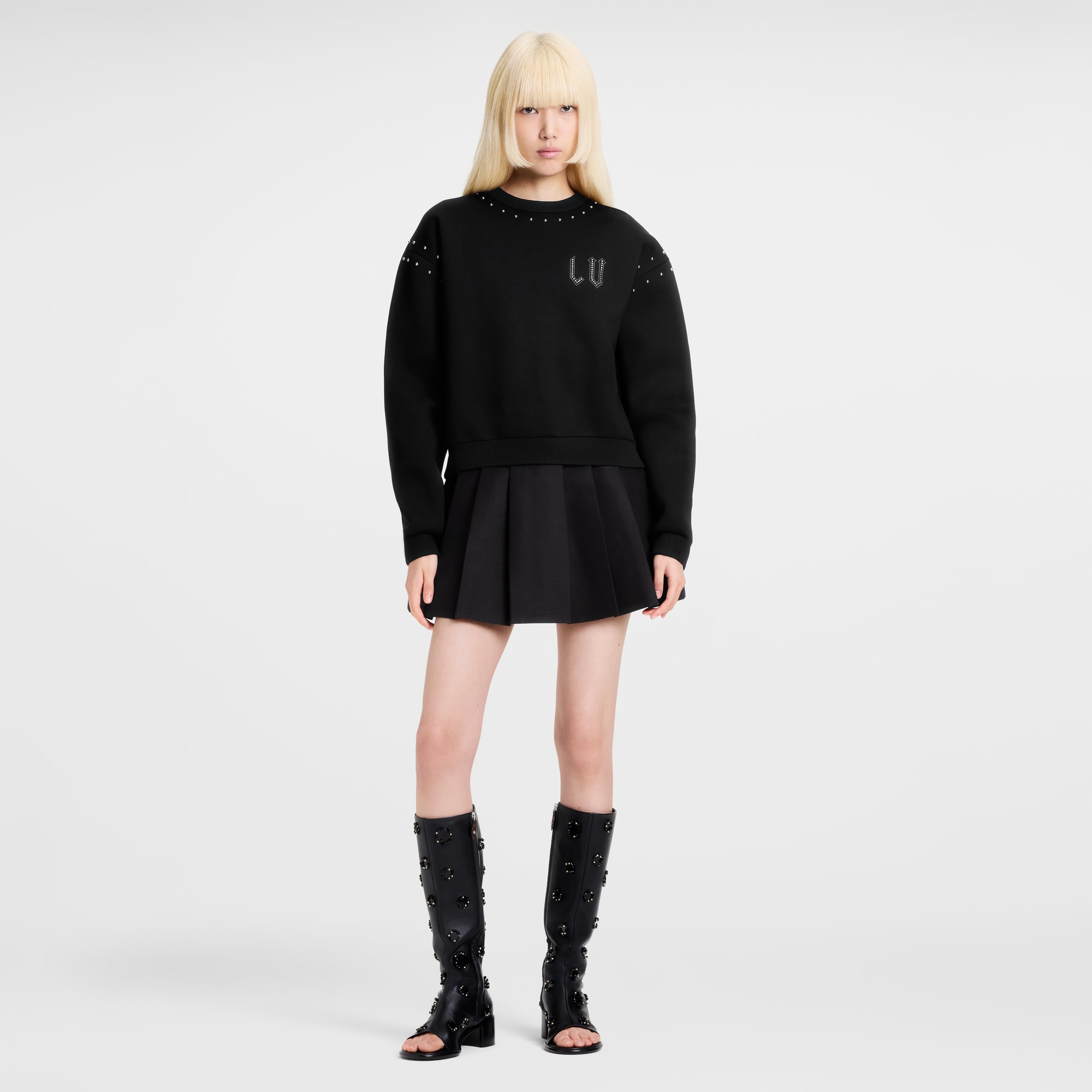 Sweatshirt mit charakteristischen Nieten  Damen Ready to Wear Strick | LOUIS VUITTON (Zoom)