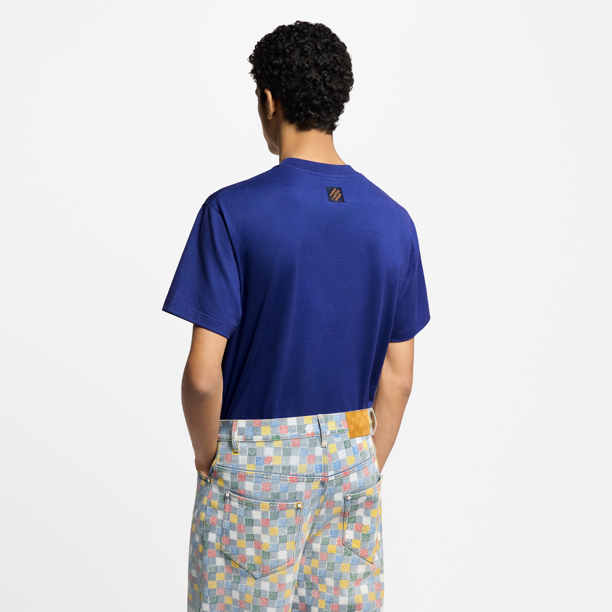 T-Shirt aus Baumwolle mit Verzierungen  Herren Ready to Wear T-Shirts und Poloshirts | LOUIS VUITTON (Zoom)