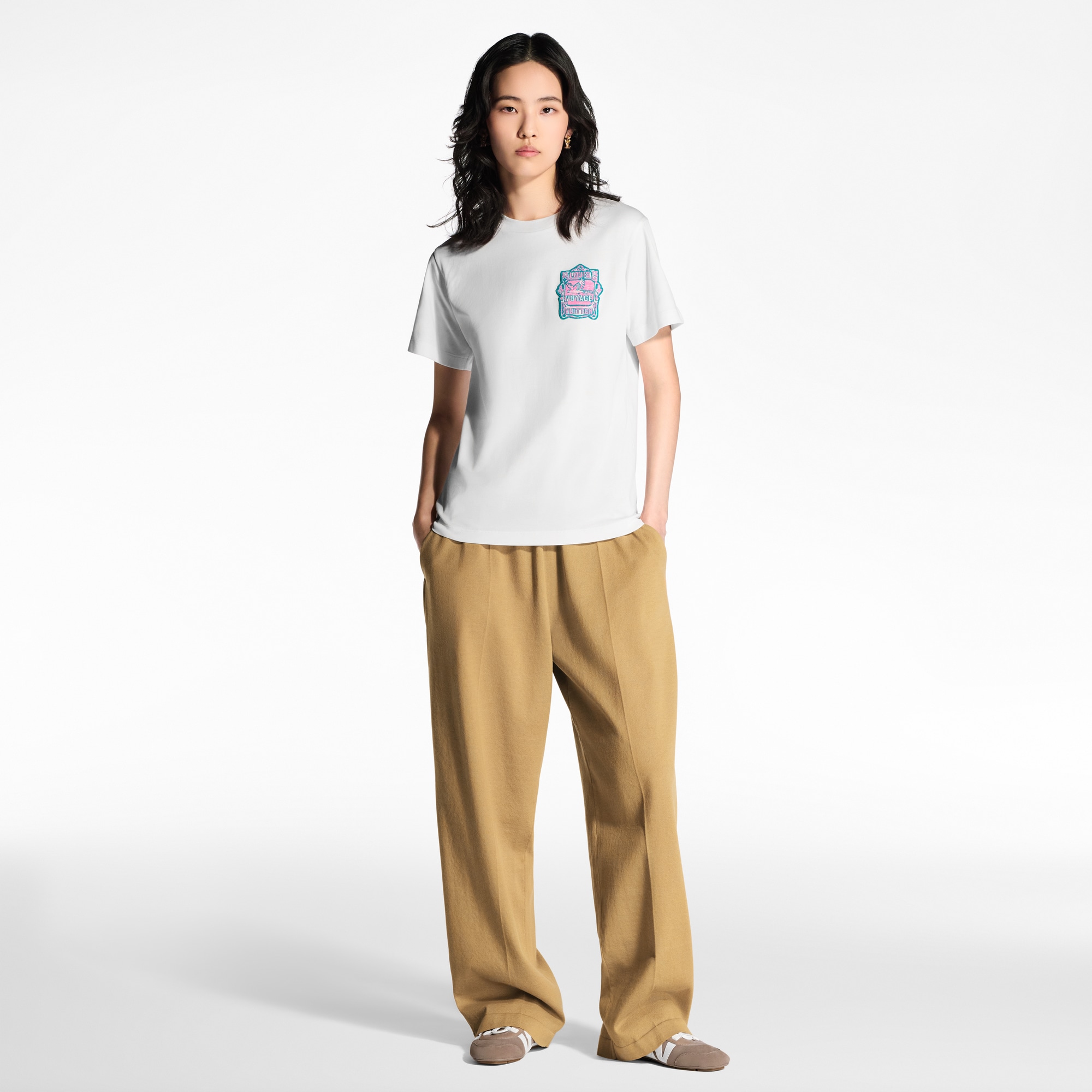 T-Shirt mit Aufnäher samt Papagei  Damen Ready to Wear Tops | LOUIS VUITTON (Zoom)