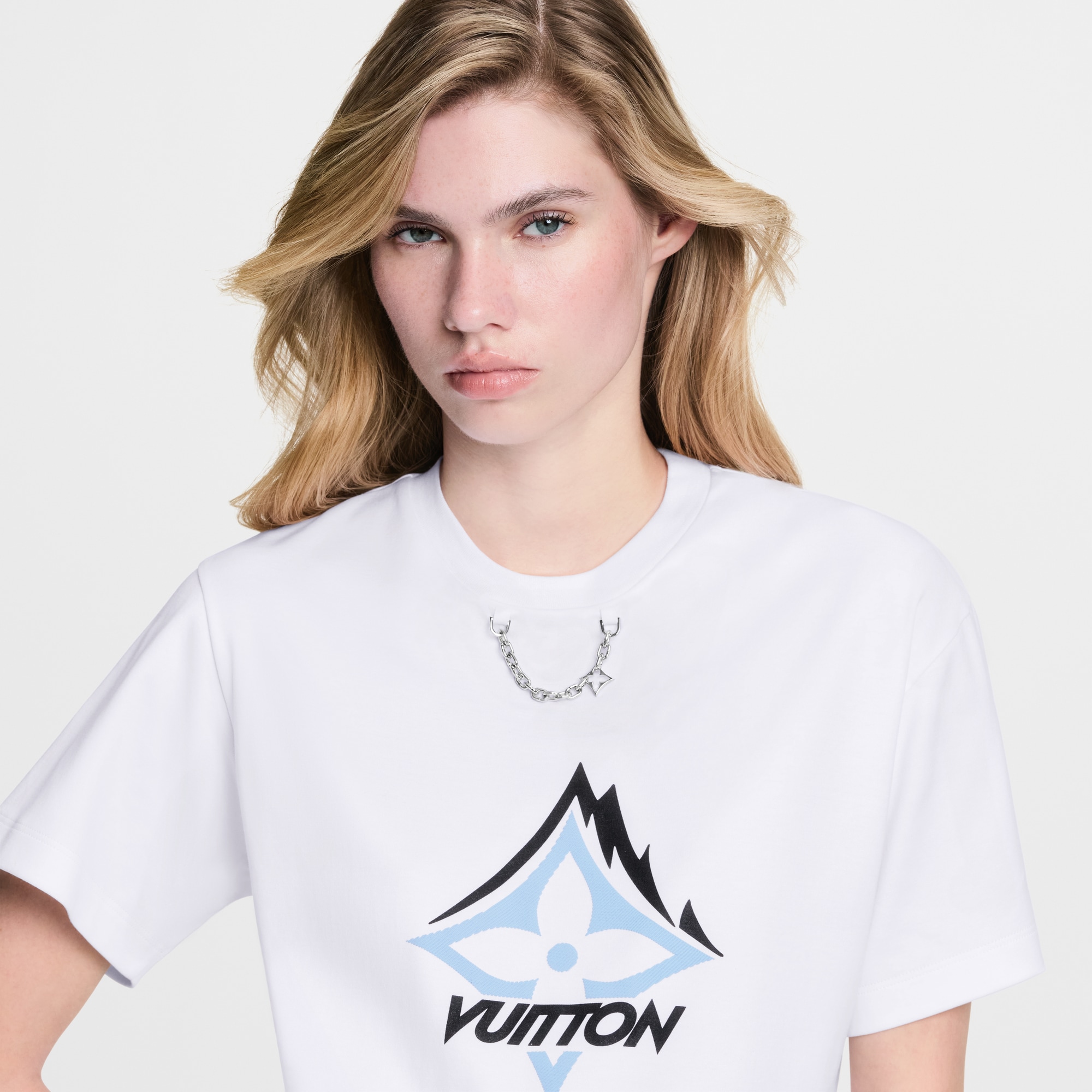 T-Shirt mit Berg-Signatur  Damen Ready to Wear Tops | LOUIS VUITTON (Zoom)