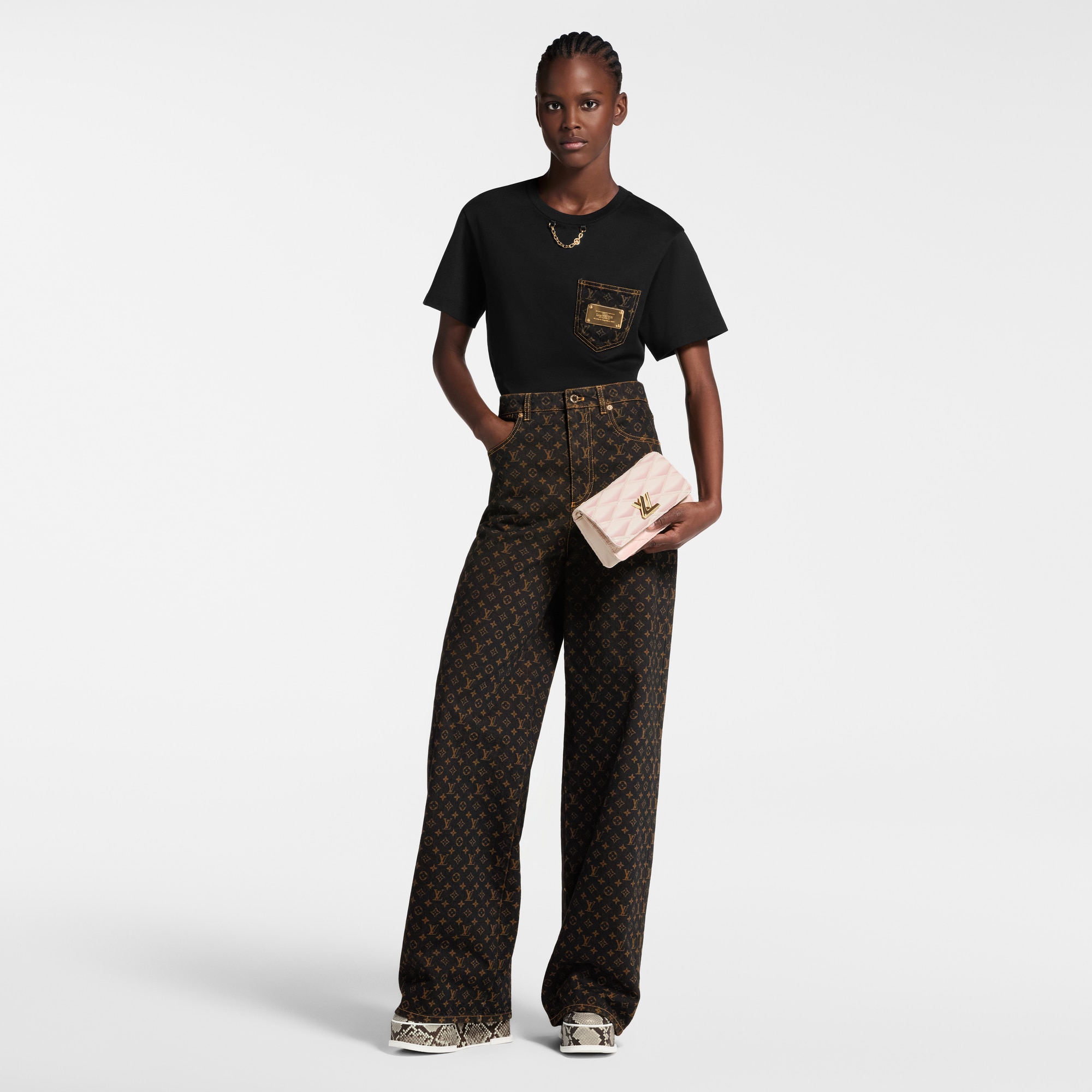 T-Shirt mit Signatur auf der Tasche  Damen Ready to Wear Tops | LOUIS VUITTON (Zoom)