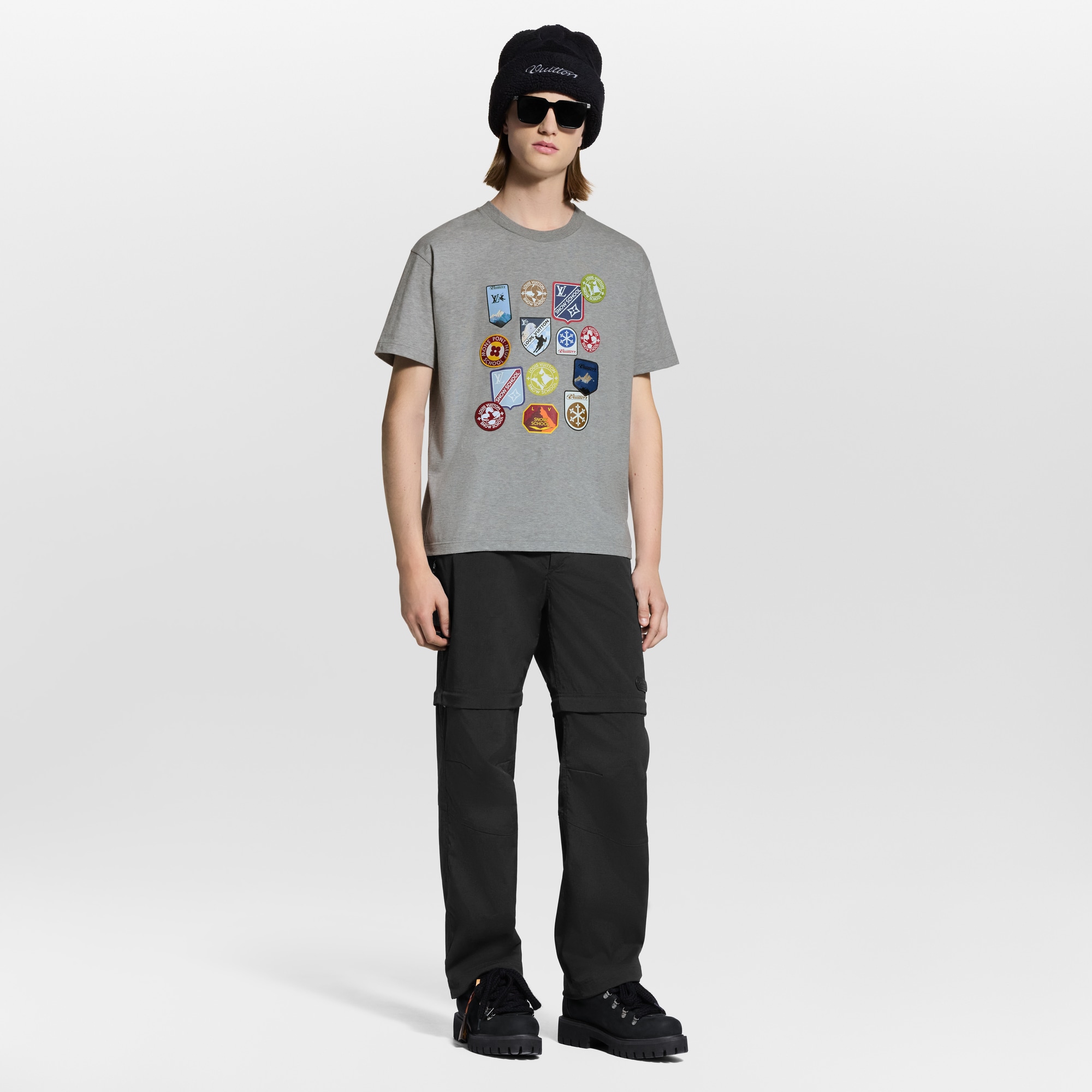T-Shirt mit Signatur-Aufnähern  Herren Ready to Wear T-Shirts und Poloshirts | LOUIS VUITTON (Zoom)