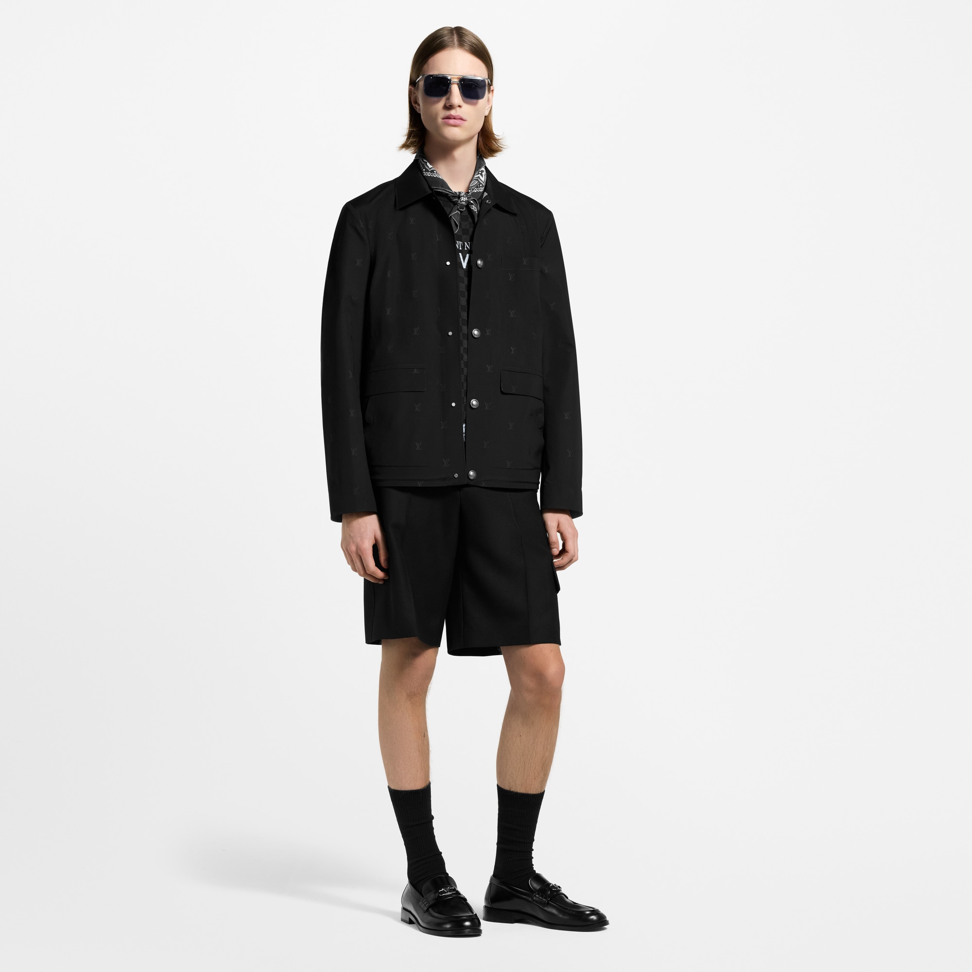 Technische Coach-Jacke mit LV Blason-Motiv  Herren Ready to Wear Jacken und Mäntel | LOUIS VUITTON (Zoom)