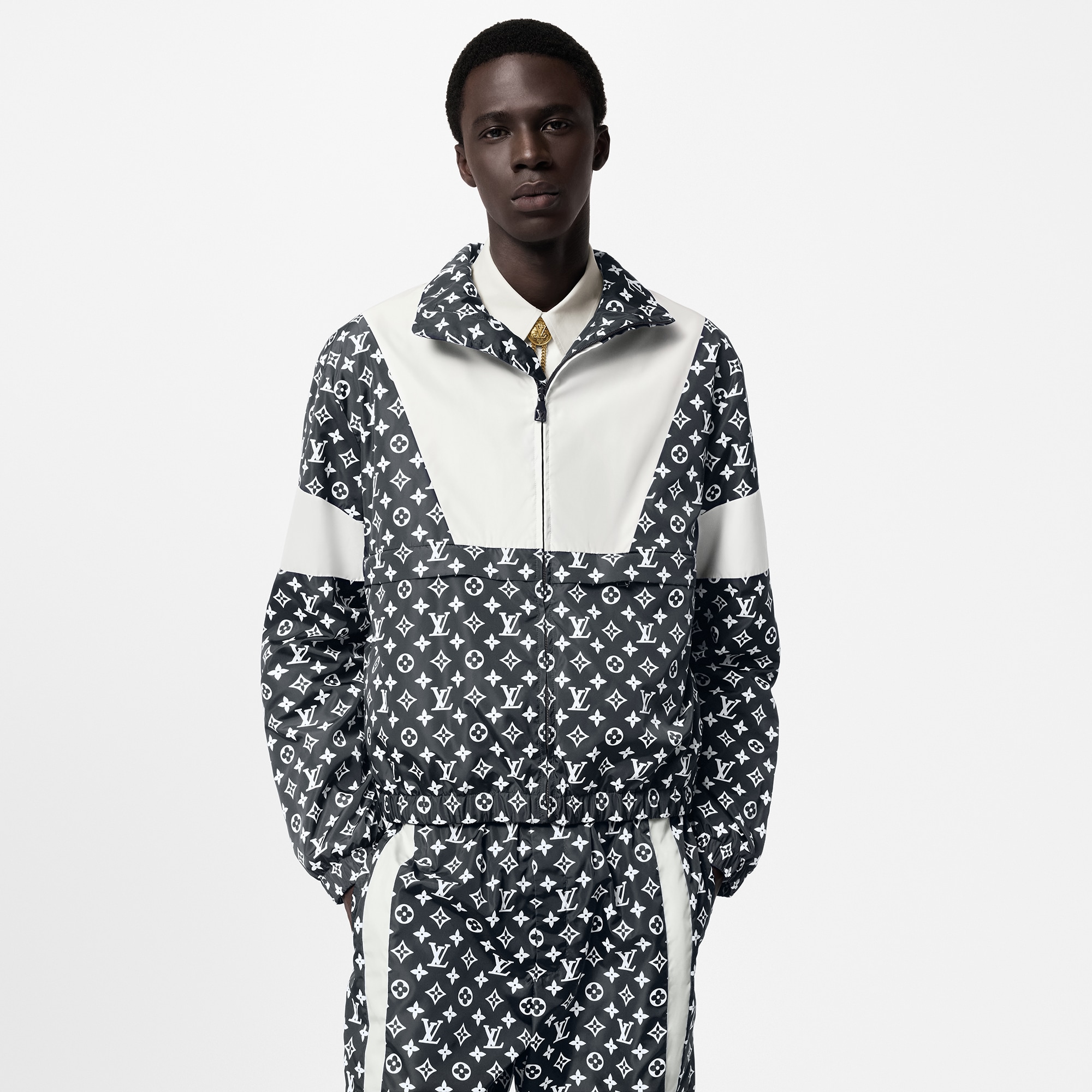Technische Trainingsjacke mit Monogram-Motiv  Herren Ready to Wear Vollständige Ready to Wear | LOUIS VUITTON (Zoom)