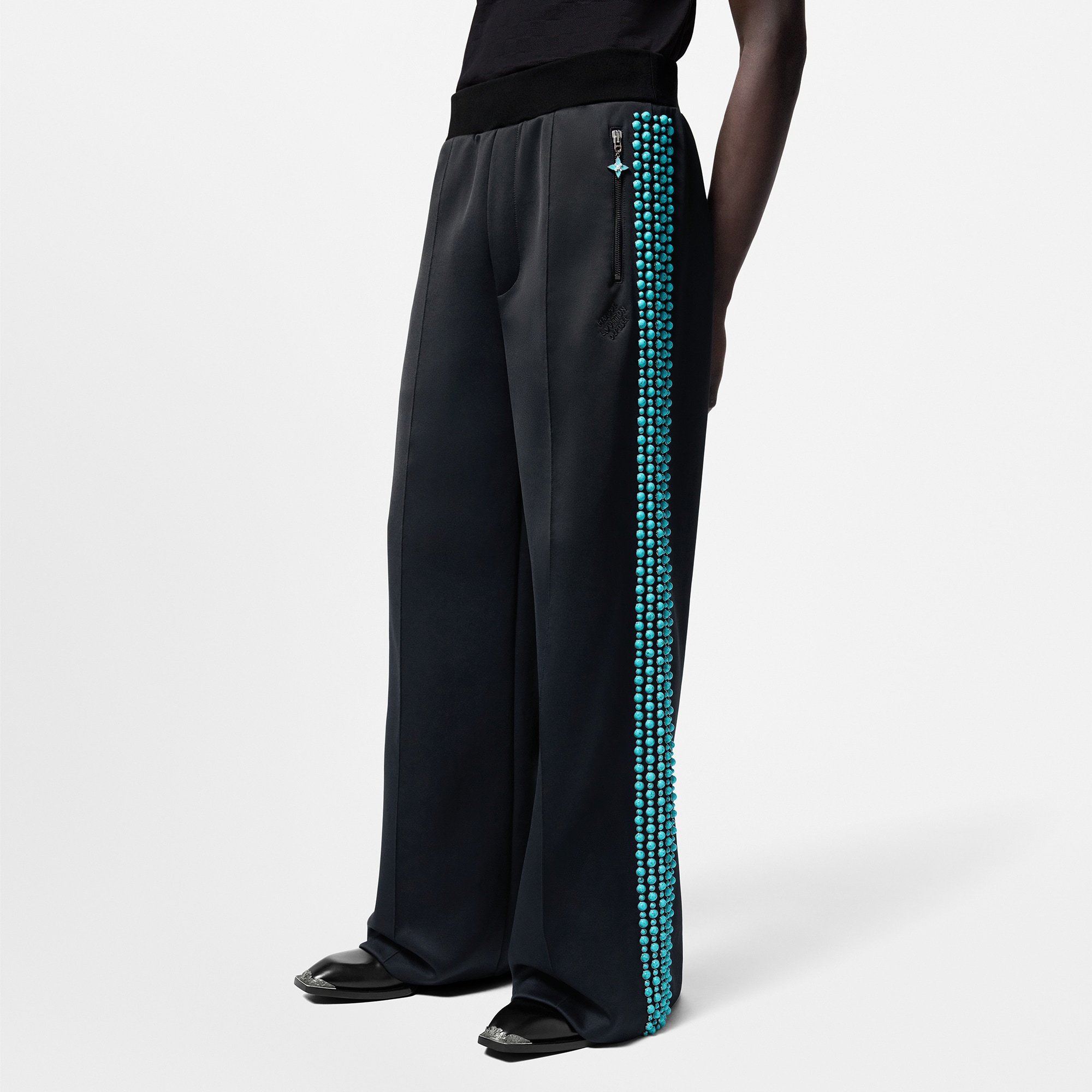 Trainingshose aus Baumwolle mit Verzierungen  Herren Ready to Wear Hosen | LOUIS VUITTON (Zoom)