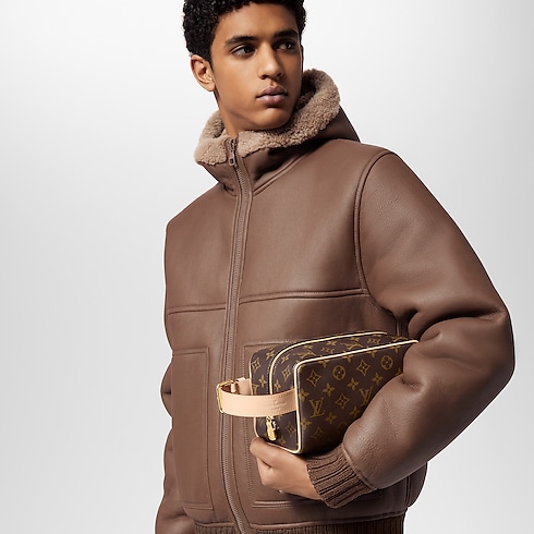 Trousse Toilette Locker Dopp Kit Monogram Canvas Herren Reisegepäck Reiseaccessoires | LOUIS VUITTON (Zoom)