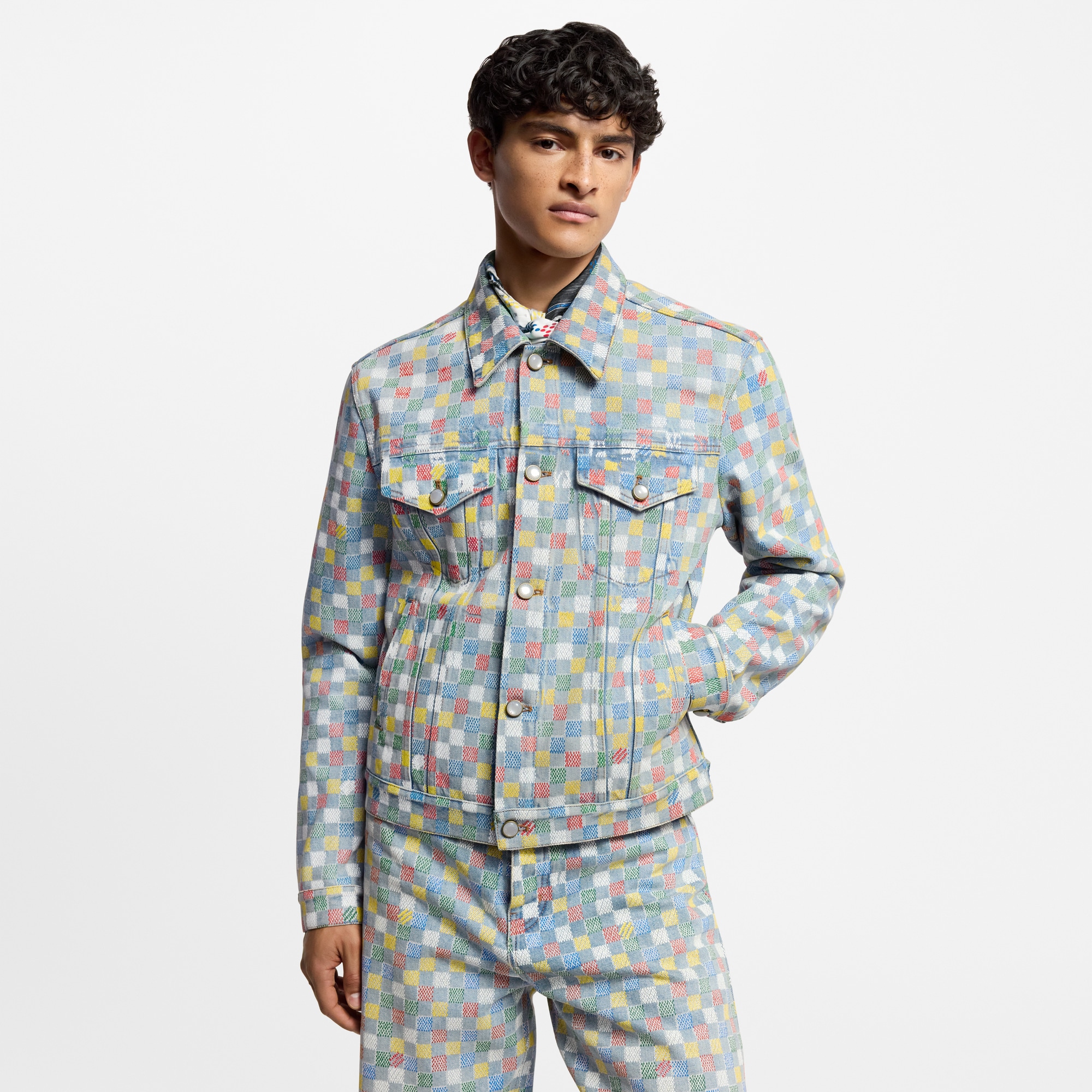 Truckerjacke aus Denim mit Damier-Motiv  Herren Ready to Wear Jacken und Mäntel | LOUIS VUITTON (Zoom)