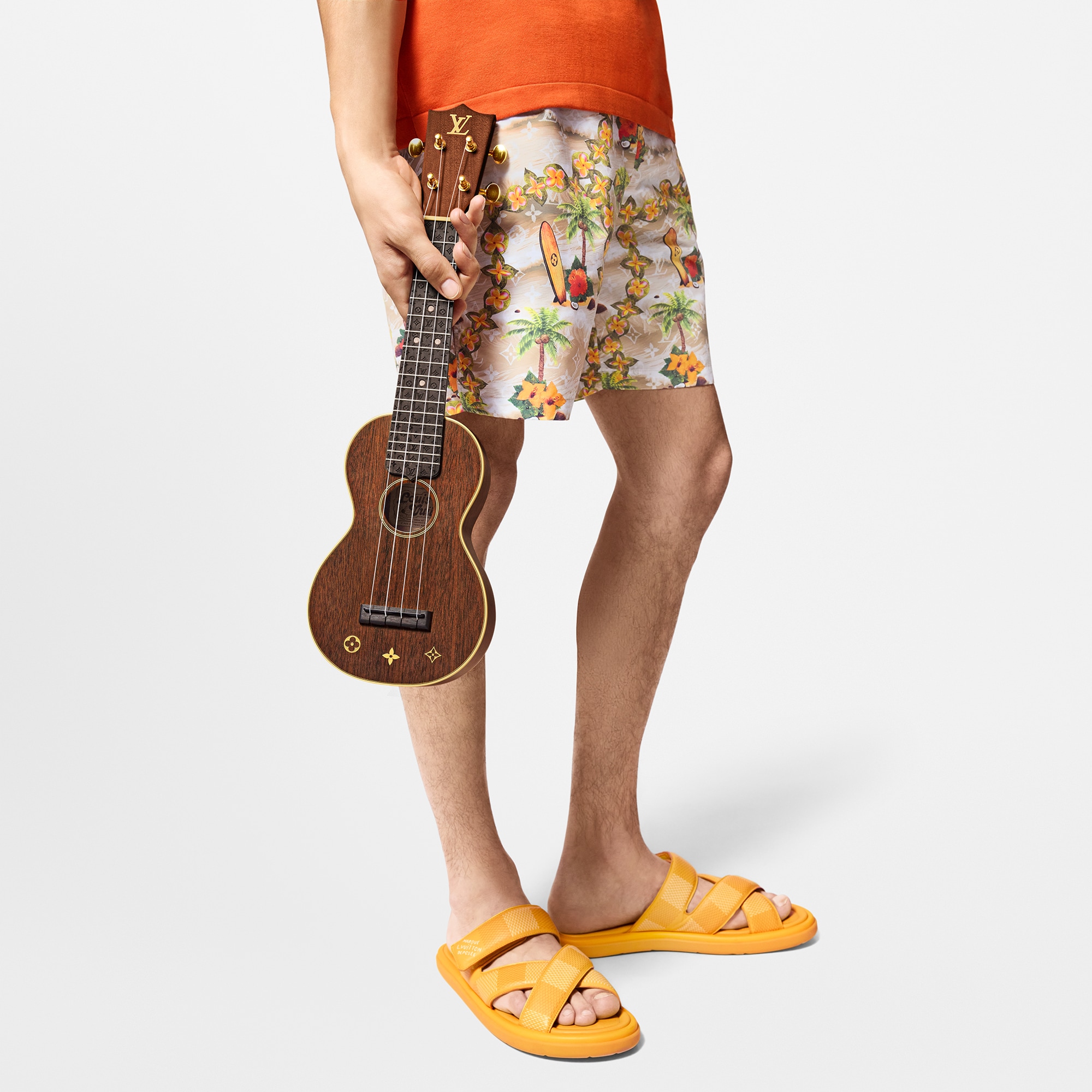 Ukulele  Trunks, Reisen und Wohnen Sport und Lifestyle Lifestyle und Vivienne Puppen | LOUIS VUITTON (Zoom)
