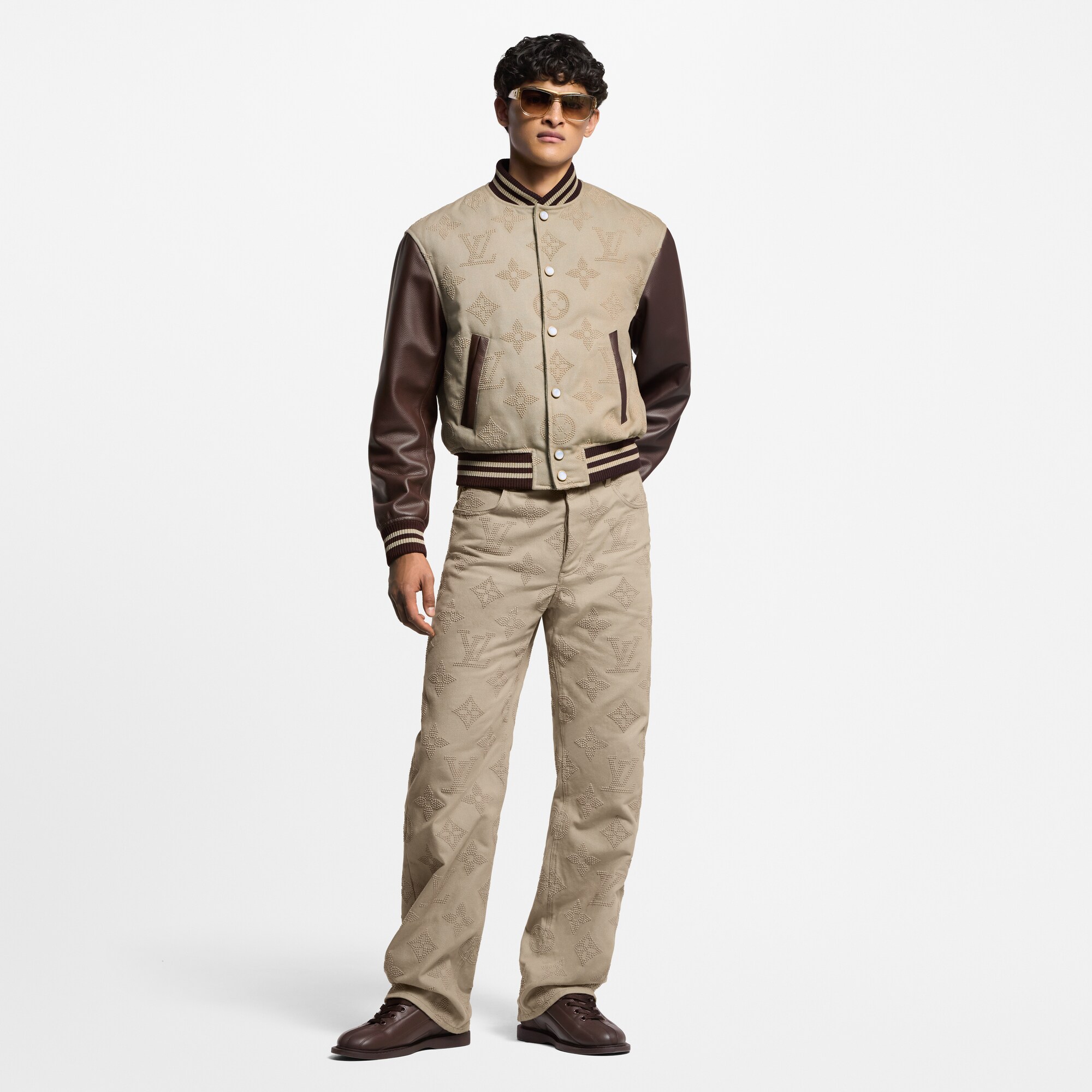 Varsity Blouson mit gesticktem Monogram  Herren Ready to Wear Jacken und Mäntel | LOUIS VUITTON (Zoom)