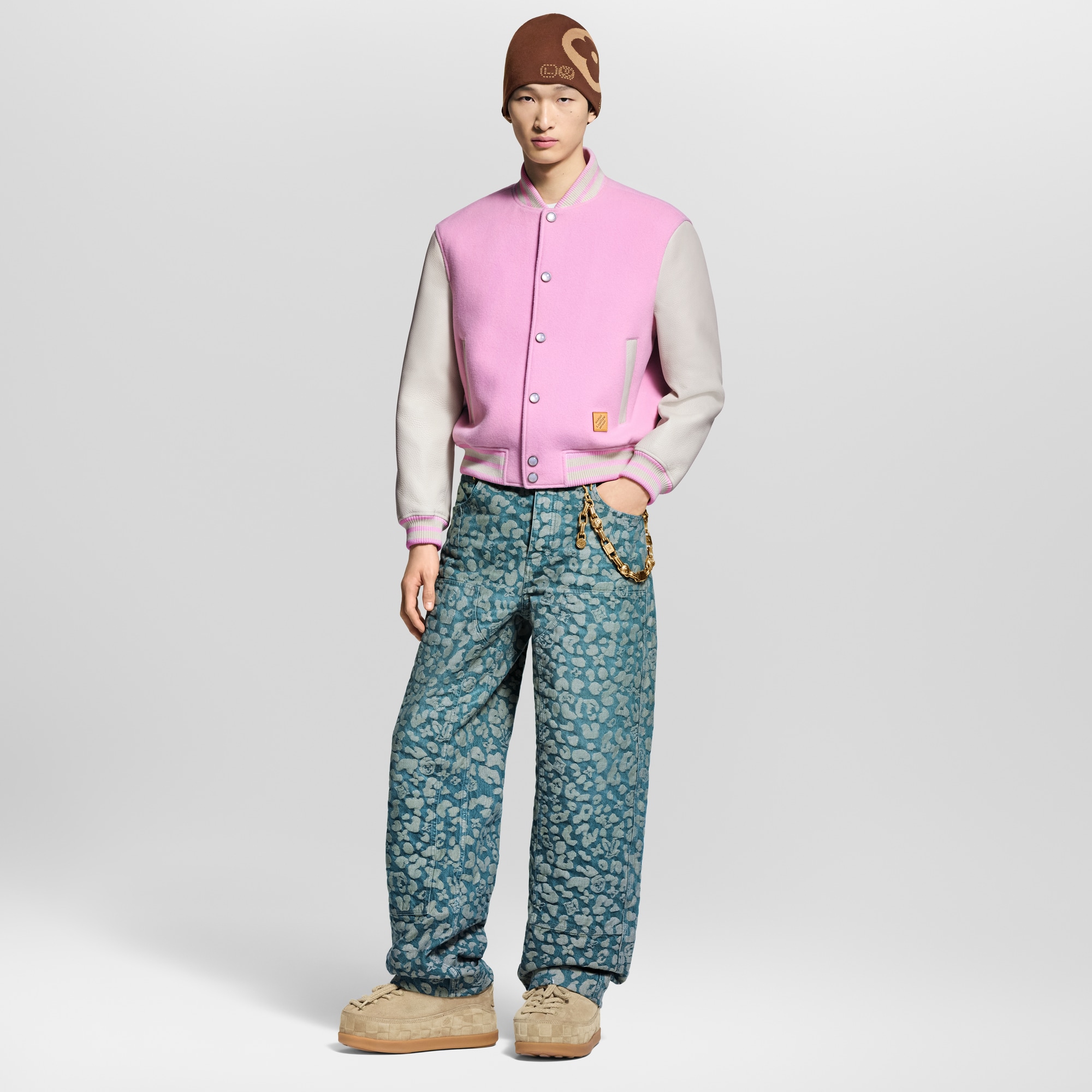 Varsity Jacke aus Leder mit charakteristischen Details  Herren Ready to Wear Jacken und Mäntel | LOUIS VUITTON (Zoom)