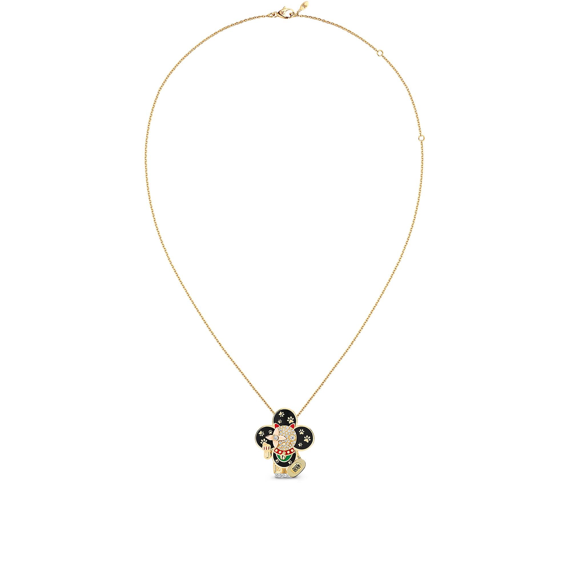 Vivienne Maneki Neko Anhänger mit Halskette, 3 Goldarten, Lack & Diamanten  Schmuck Kategorien Halsketten und Anhänger | LOUIS VUITTON (Zoom)