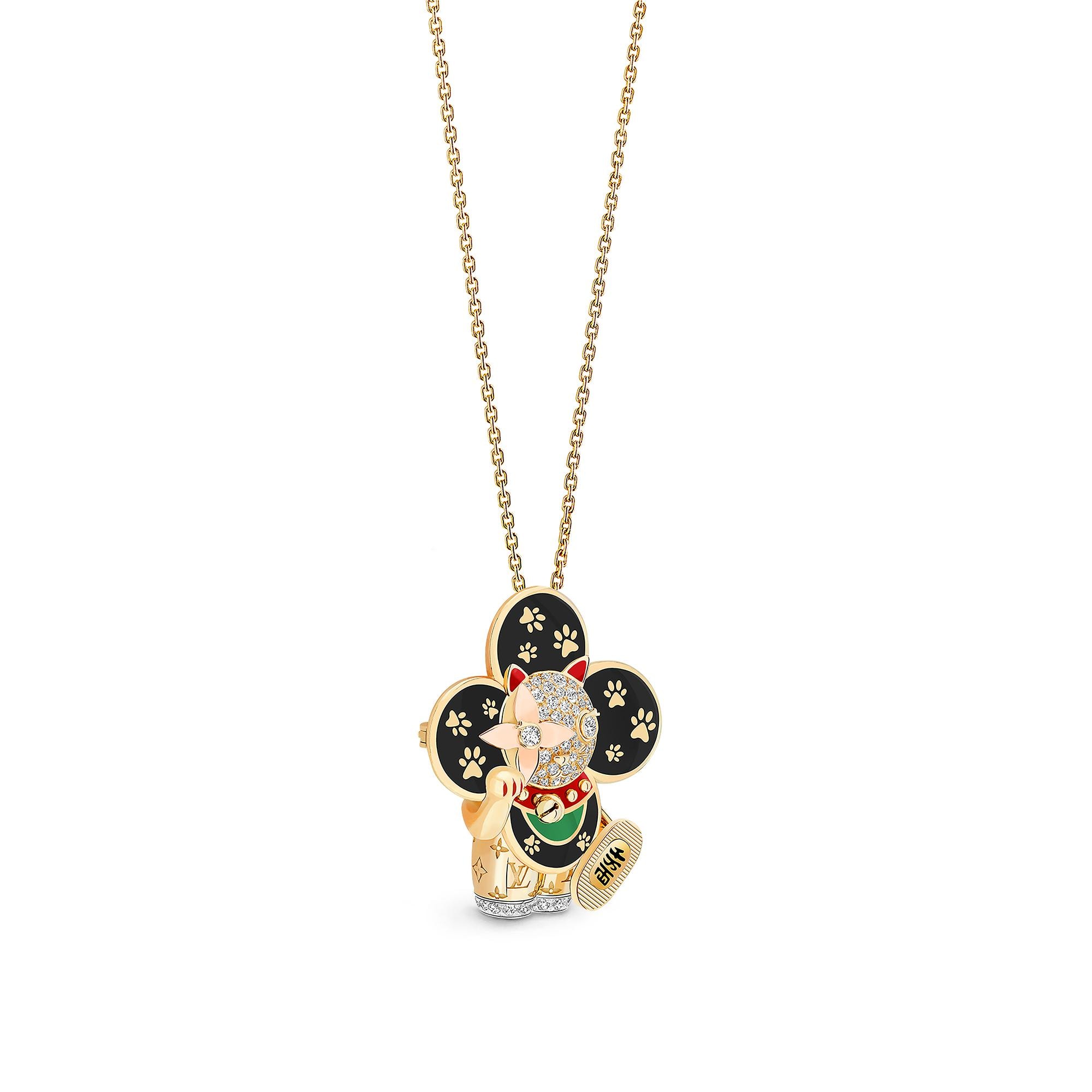 Vivienne Maneki Neko Anhänger mit Halskette, 3 Goldarten, Lack & Diamanten  Schmuck Kategorien Halsketten und Anhänger | LOUIS VUITTON (Zoom)