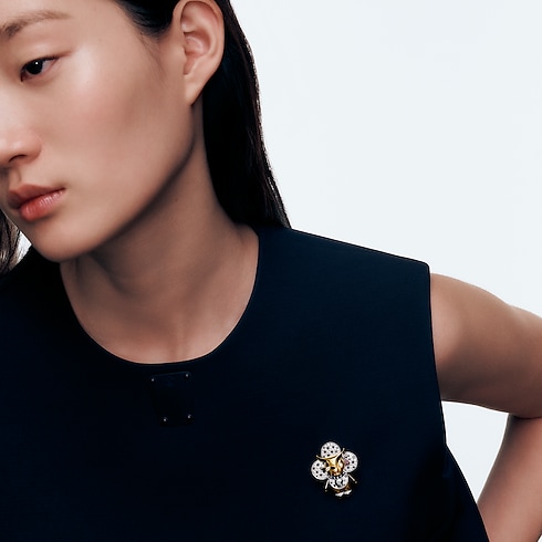 Vivienne Ox Anhänger mit Halskette, 3 Goldarten, Lack, Diamanten & farbige Edelsteine Les Extraordinaires Schmuck Halsketten und Anhänger | LOUIS VUITTON (Zoom)