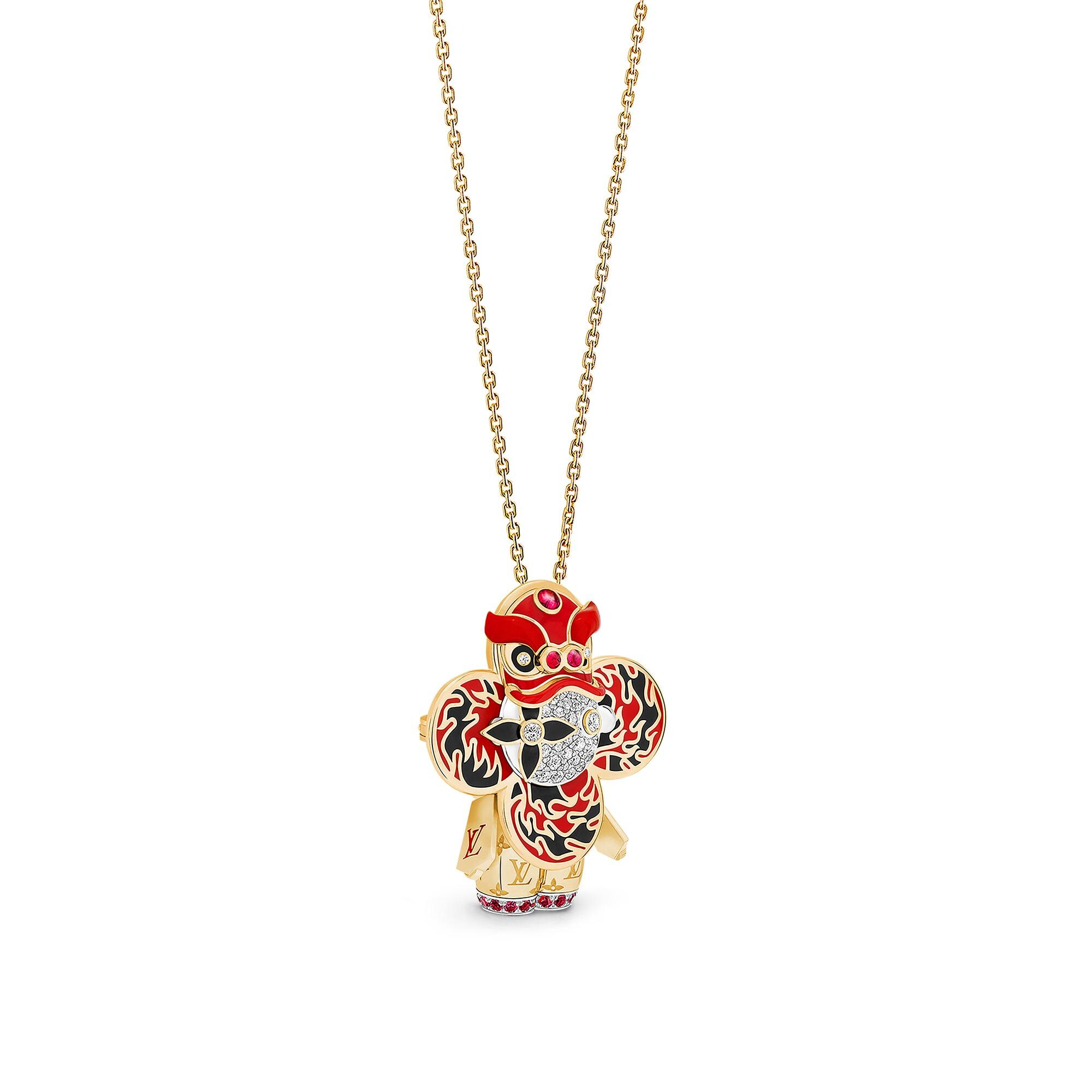 Vivienne roter Lion Dance Anhänger mit Halskette, Gelbgold, Weißgold, Lack, Diamanten & farbigen Edelsteine  Schmuck Kategorien Halsketten und Anhänger | LOUIS VUITTON (Zoom)