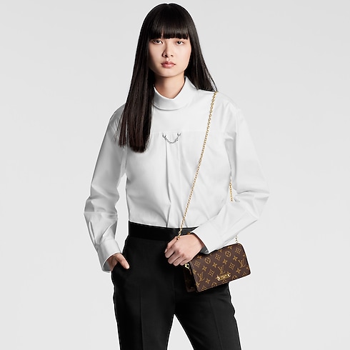 Wallet On Chain Lily Monogram Canvas Damen Geldbörsen und Kleinlederwaren Tragbare Geldbörsen und Mikro-Taschen | LOUIS VUITTON (Zoom)