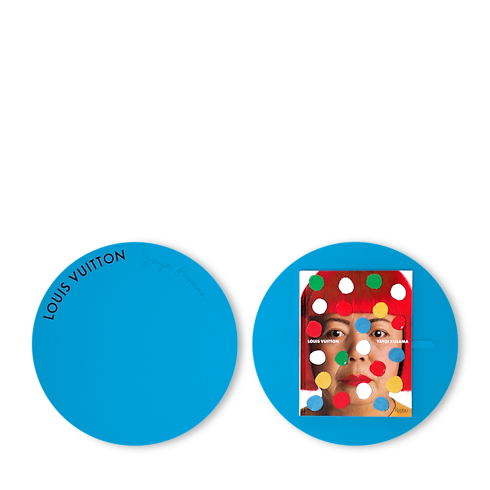 Yayoi Kusama x Louis Vuitton: Creating Infinity Trunks, Reisen und Wohnen Bücher und Schreibaccessoires Bücher | LOUIS VUITTON (Zoom)